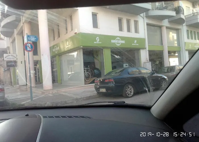 Palina's Comfy Home. 칼라마타